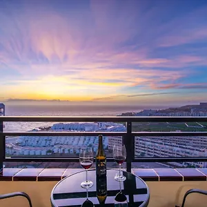 https://ocean-view-in-playa-paraiso.adeje-hotels.com
